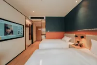 Xingyi Hotel (Beijing Temple of Heaven Dongmen Subway Station)