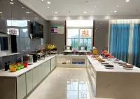 Balaideng Holiday Hotel