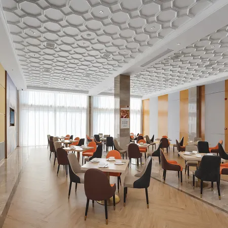Vienna International Hotel (Ezhou High-speed railway Station Civic Center store)