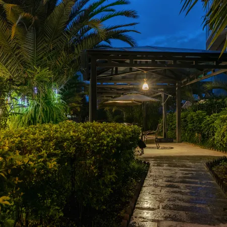 Ruishang Yuejing Jiari Hotel