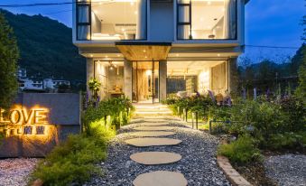 Welove Homestay (Yangshuo West Street Shenshan Road)