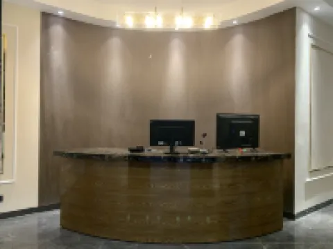 齊興智能飯店（石屏米軌小火車石屏古城店）