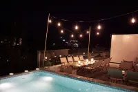 Yuequan Santorini Cave Hot Spring Villa (Jiangmen Taishan Yihe Hot Spring City) - Romantic
