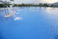 Great International Hotel - Rooftop Pools