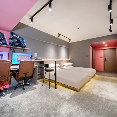 Skywalker E-sports Hotel (Cuihu Chuanxin Drum Tower Subway Station) Hotels near Chuanxingulou Station