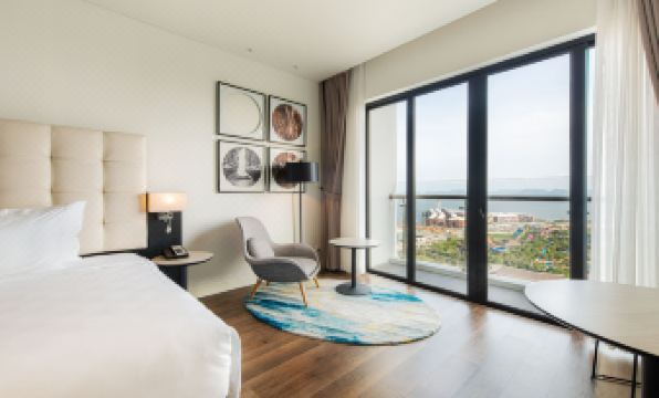Hotel Soleil Halong, Trademark Collection by Wyndham
