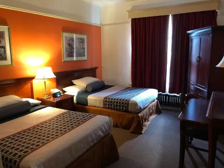 Union Square Plaza Hotel Отели рядом с достопримечательностью «Tin How Temple»