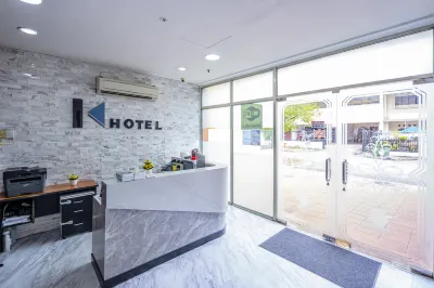 K Hotel 12 Các khách sạn gần K21 Department Store