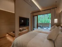 Jingyi Lanzha Longnan Weiwu Hotel di 