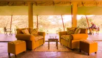 Entumoto Safari Camp Hotels in Сиана