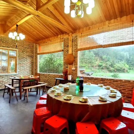 Jianning Heyue Light Luxury Beauty Hotel