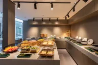 G Joyful Xige Hotel (Chengdu Kuanzhai Alley People's Park)