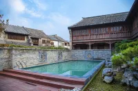 Mingshui Ancient City Lingqian Inn