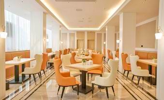 Vienna Hotel(5.0 Minquan High-speed Railway Station Hotel)