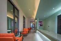 Luoyang Menggong Capital City Cultural Theme Hotel فنادق في لويانغ