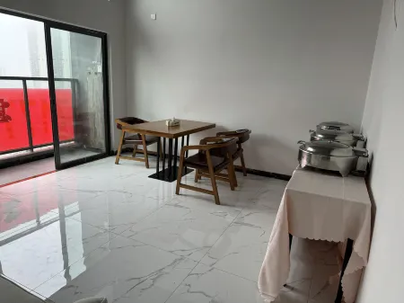 Nanning Hidden Oriental Hotel (Vanxianghui Branch) Отели рядом с достопримечательностью «Guangxi Electric Power Vocational and Technical College (Wuxiang Campus)»