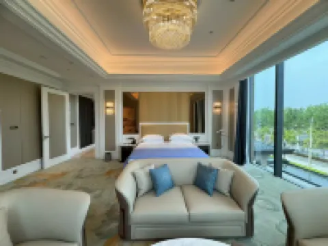 Anqing Fengda International Hotel