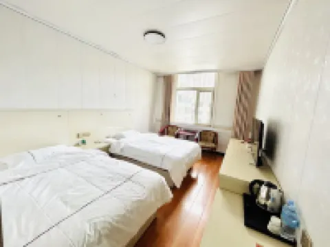 Juhao Hotel (Xining Dashizi Mojia Street Branch)