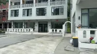Moyeshanshu Homestay 워룽 자연보호구역 호텔