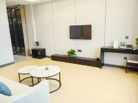 Hongyuan Junxiang Zhixuan Hotel