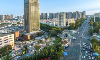 PALACE Hotel(Qingdao Golden Beach Resort Dongfeng Building)