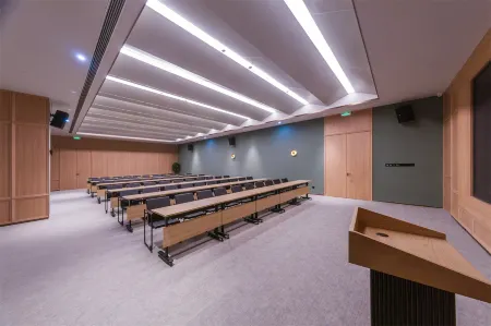 Meitu Hotel Отели рядом с достопримечательностью «Huanghe S & T College School of Information Engineering»