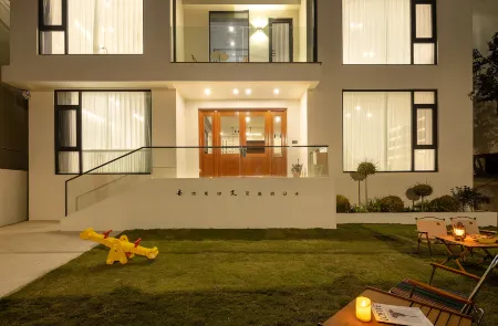 Anji see u warm Scene  Hot Spring Beauty Stay (Yunshang Grassland) Отели рядом с достопримечательностью «wu he cun»