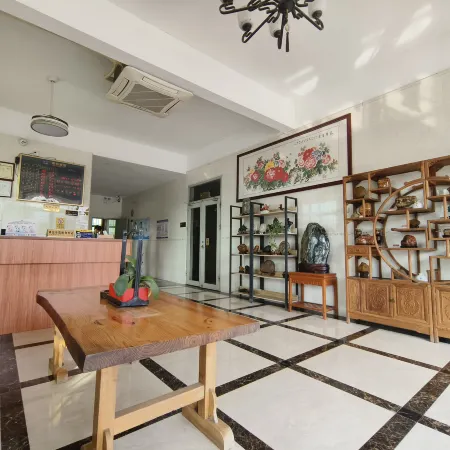 Huxin Hotel (Hehe Avenue)