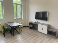 QiHe Apartment (Zibo The Mixc Badaju)