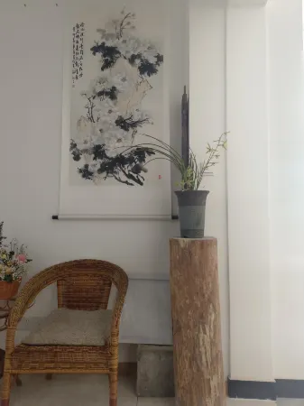 Qingfeng Mountain House Homestay Отели рядом с достопримечательностью «Peng Lai Xian Dong»