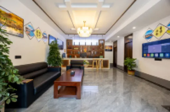 Taohua Shanju High-end Homestay