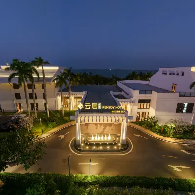 Yunju Hotel (Haikou Binhai Avenue) Hotels near Holiday Beach