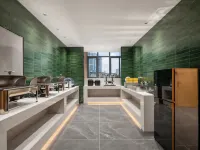 Platinum International Hotel (Liyang Economic Development Zone Lens Technology Park Branch)