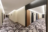 Yaluo Hotel (Yichang Three Gorges Tourist Center Wanda Branch)