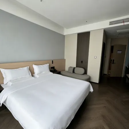 Yuelan Hotel