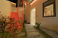 Lustrine Light Luxury Resort · Chuan Shang Qingbaili (Jingdezhen Taoxichuan) - Pet friendly
