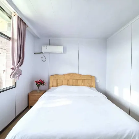 Longhu Homestay (Le'an Liukengcun)