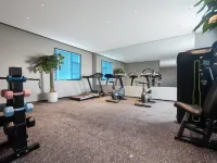 MEHOOD LESTIE Hotel (Luoyang Yingtianmen Luoyi Old Town) - parking