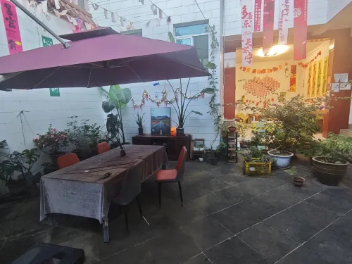 Yueji Hostel (Tengchong Fortune Center) - Nhà nghỉ
