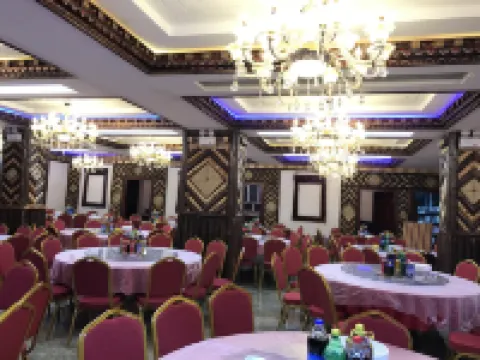 Hotel Nangqianzuoma فنادق في نانغ تشيان