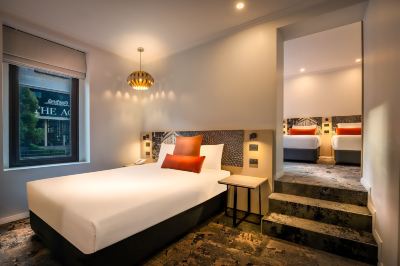 スタンダード ファミリールーム クオリティ ホテル バットマンズ ヒル オン コリンズ メルボルンの写真