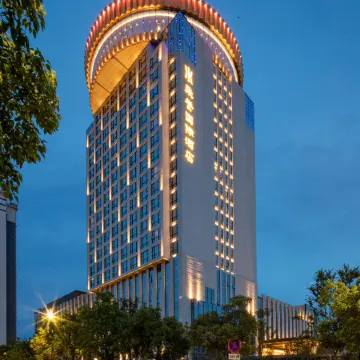 Grand Honor Hotel