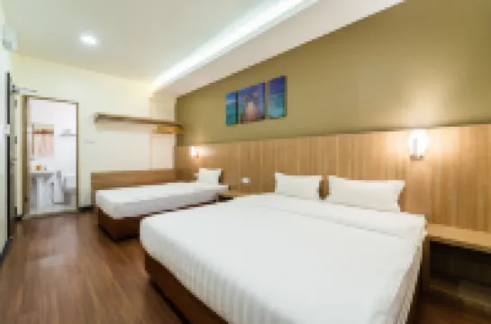 Summer Holiday Semporna Hotel berhampiran Sinar Harapan House