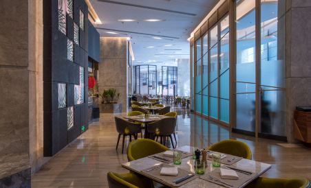 Renaissance Haikou - Housity