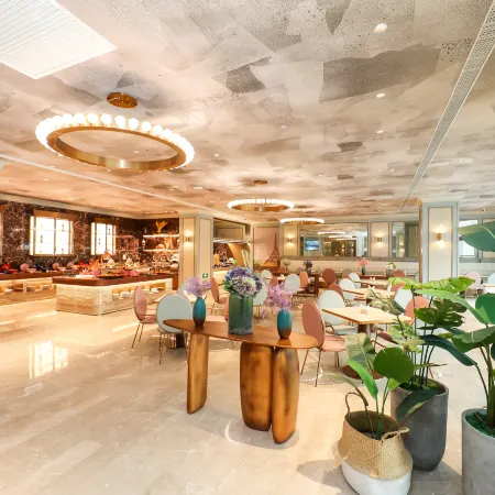 Mercure Jinan west railway station