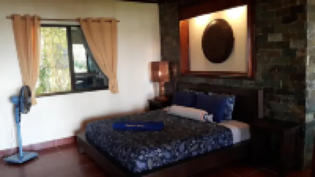 تريشر آيلاند بيتش بانجالوز