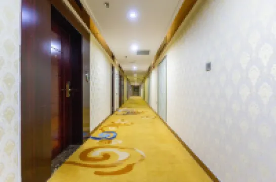 維也納3好飯店（西寧高鐵火車站玖鷹蟲草市場店）