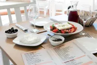 Anita - breakfast