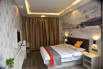 Junyi hotel (Fanshi bus station) Отели рядом со станцией Fanzhi жд вокзал