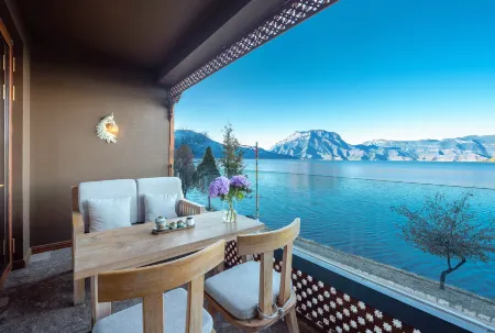 Yuelianzhuang Dabu Shuyuan Resorts Отели рядом с достопримечательностью «Lugu Lake Viewing Platform»